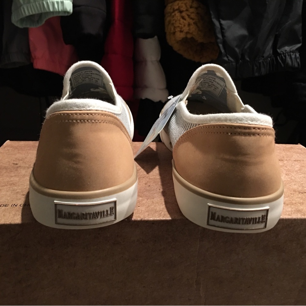 Slip on shoes - Picture 5 of 6